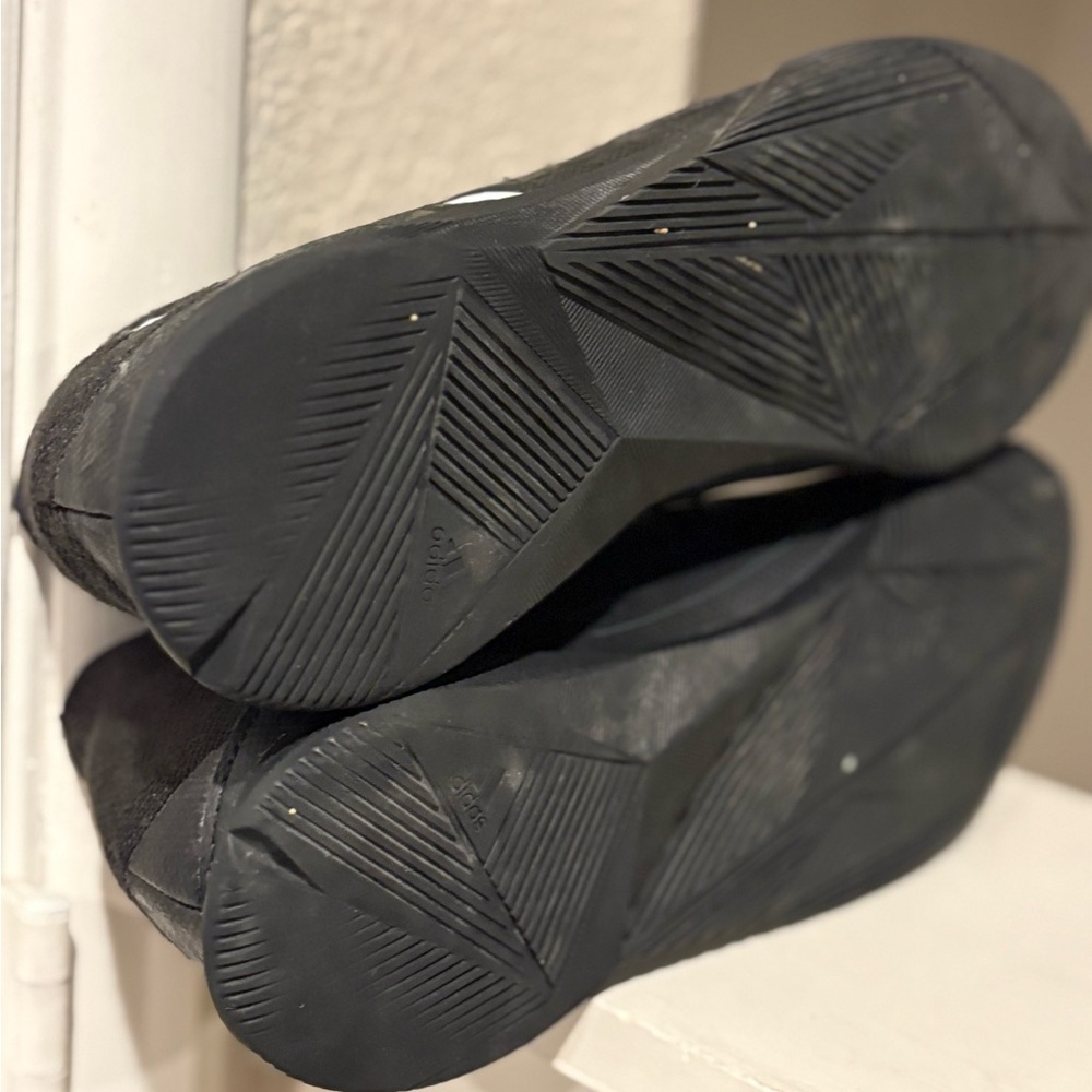 Adidas Predator Edge .3 Black Indoor Soccer Shoes Cleats Youth Size 6Y GZ2891 - Picture 9 of 11